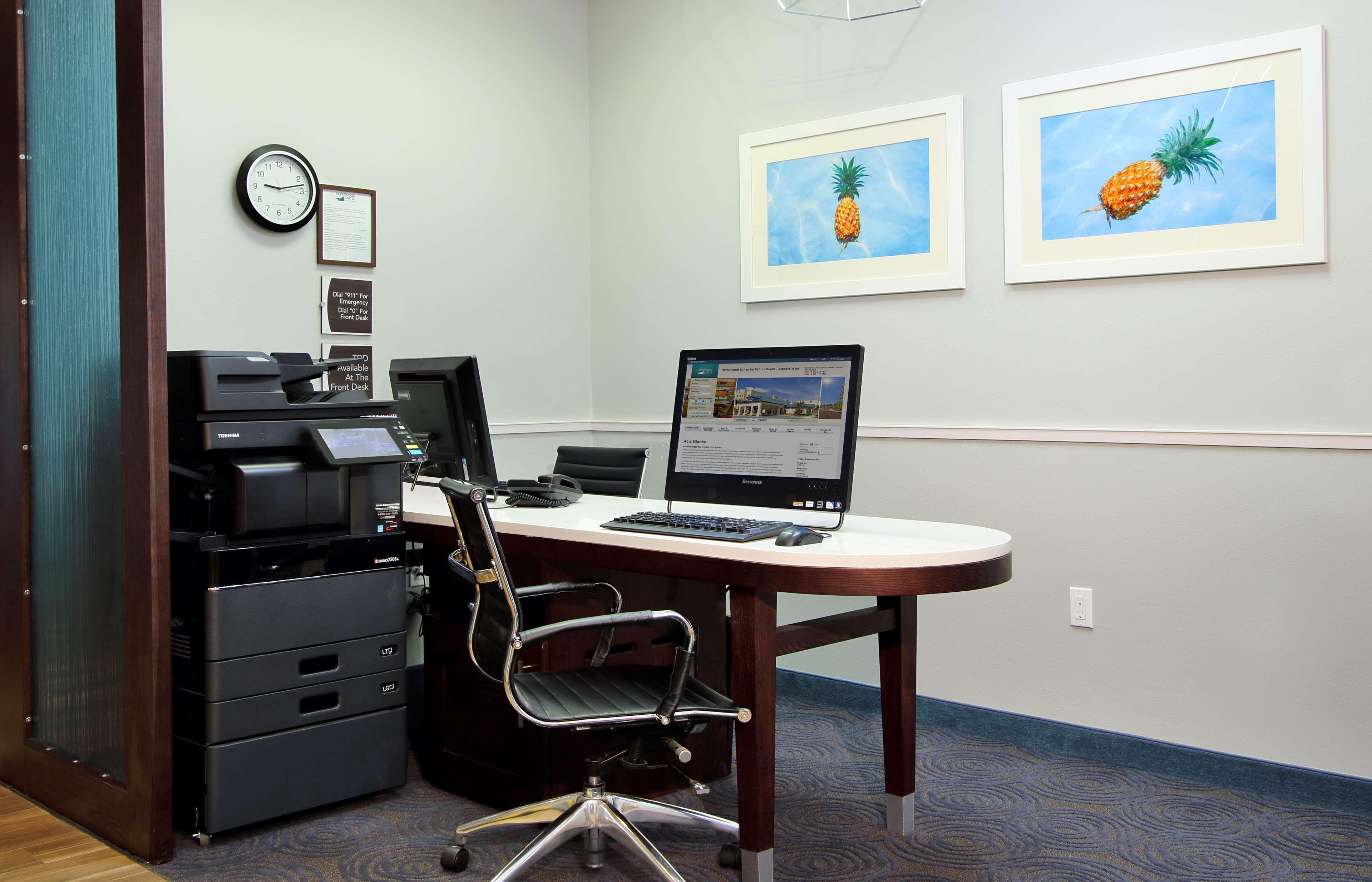 Homewood Suites By Hilton Miami - Airport West Miami Springs Екстер'єр фото