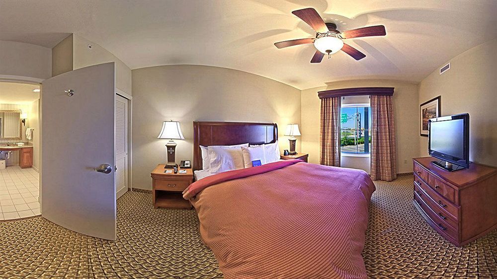 Homewood Suites By Hilton Miami - Airport West Miami Springs Екстер'єр фото